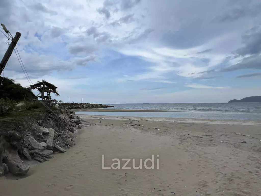 SAM ROI YOT: Your Private Coastal Haven Awaits