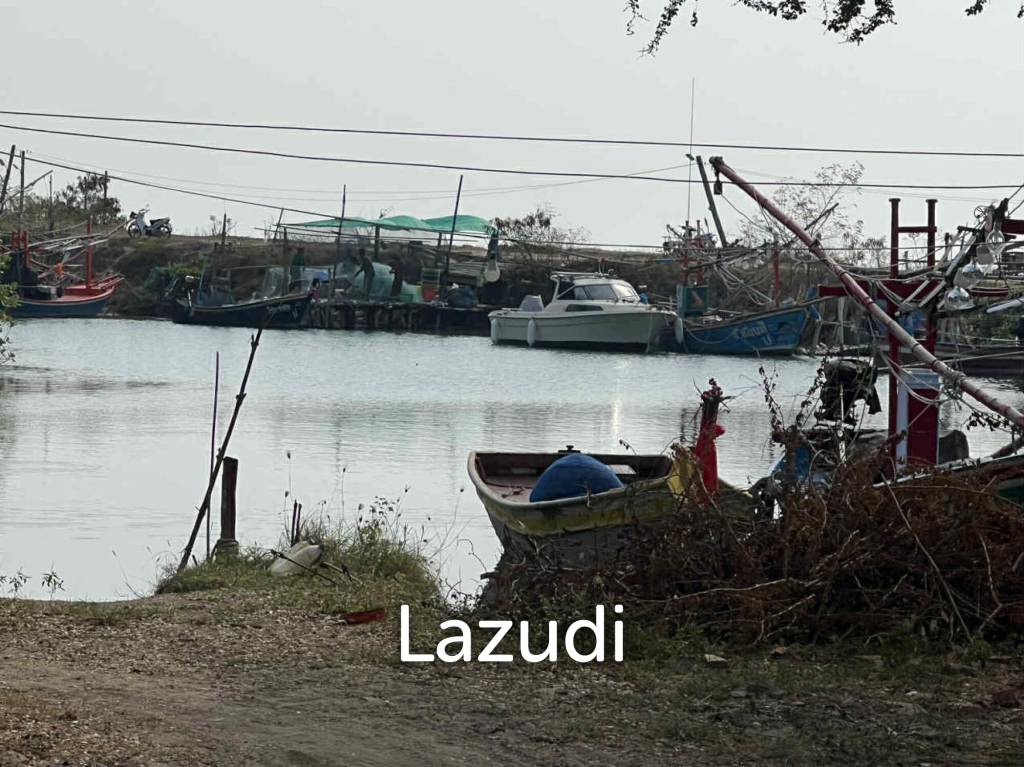 SAM ROI YOT: Your Private Coastal Haven Awaits