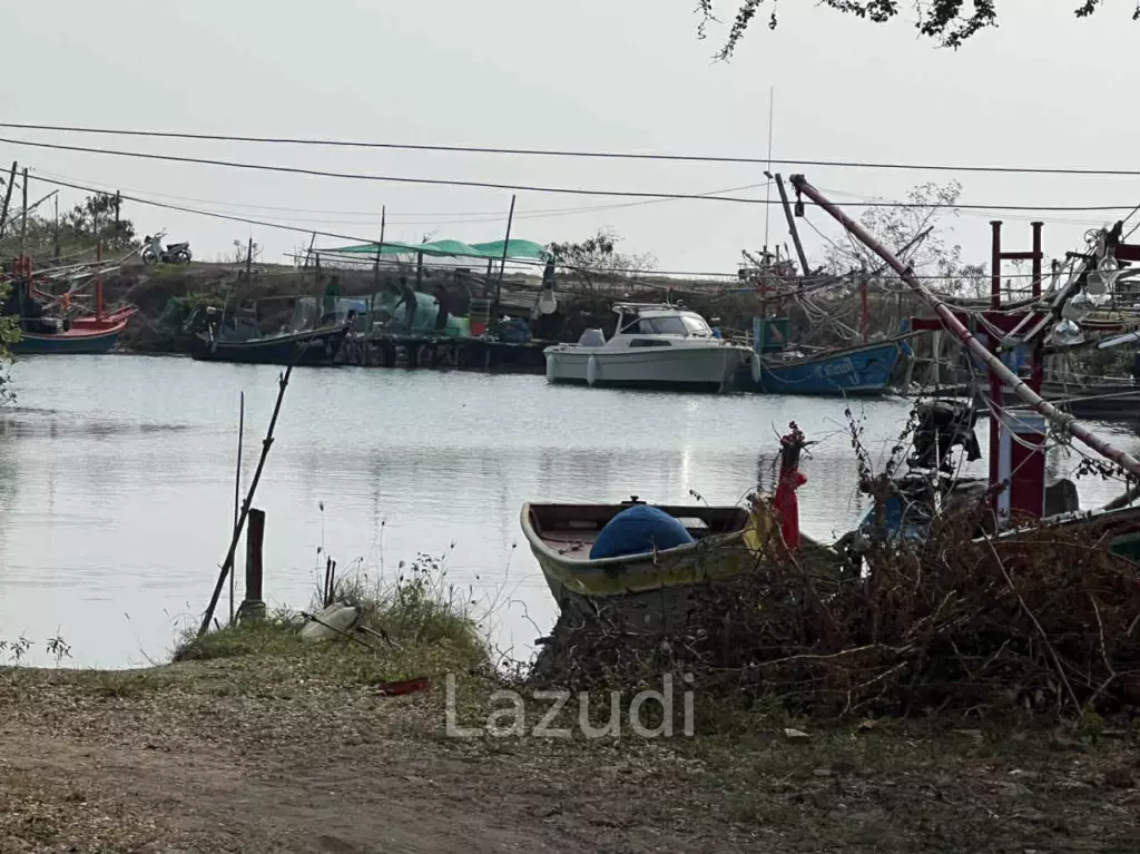 SAM ROI YOT: Your Private Coastal Haven Awaits