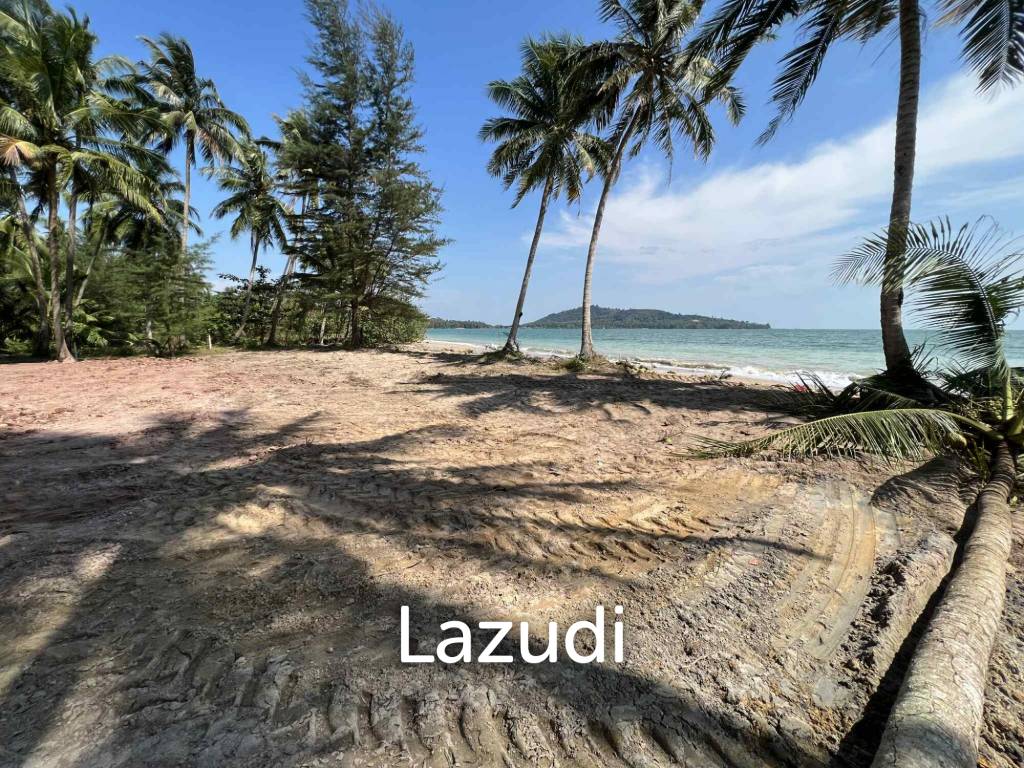 Chumphon Province: Rare Beachfront Land for Sale