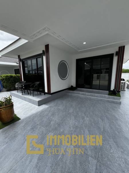 Zent-Projekt: Villa mit 2 Schlafzimmern und 2 Bädern, komplett ausgestattet