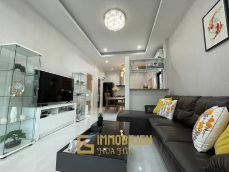 Zent-Projekt: Villa mit 2 Schlafzimmern und 2 Bädern, komplett ausgestattet