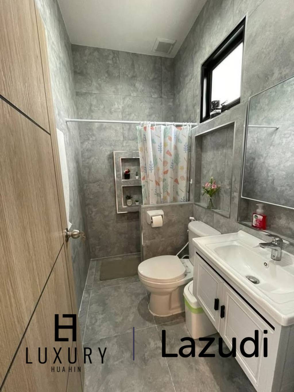 220 metro cuadrado 2 ` 2 Baño Villa de Venta