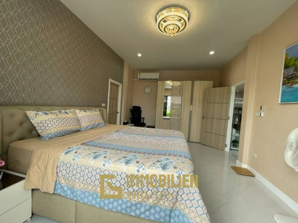 Zent-Projekt: Villa mit 2 Schlafzimmern und 2 Bädern, komplett ausgestattet