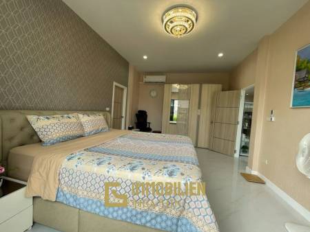 Zent-Projekt: Villa mit 2 Schlafzimmern und 2 Bädern, komplett ausgestattet