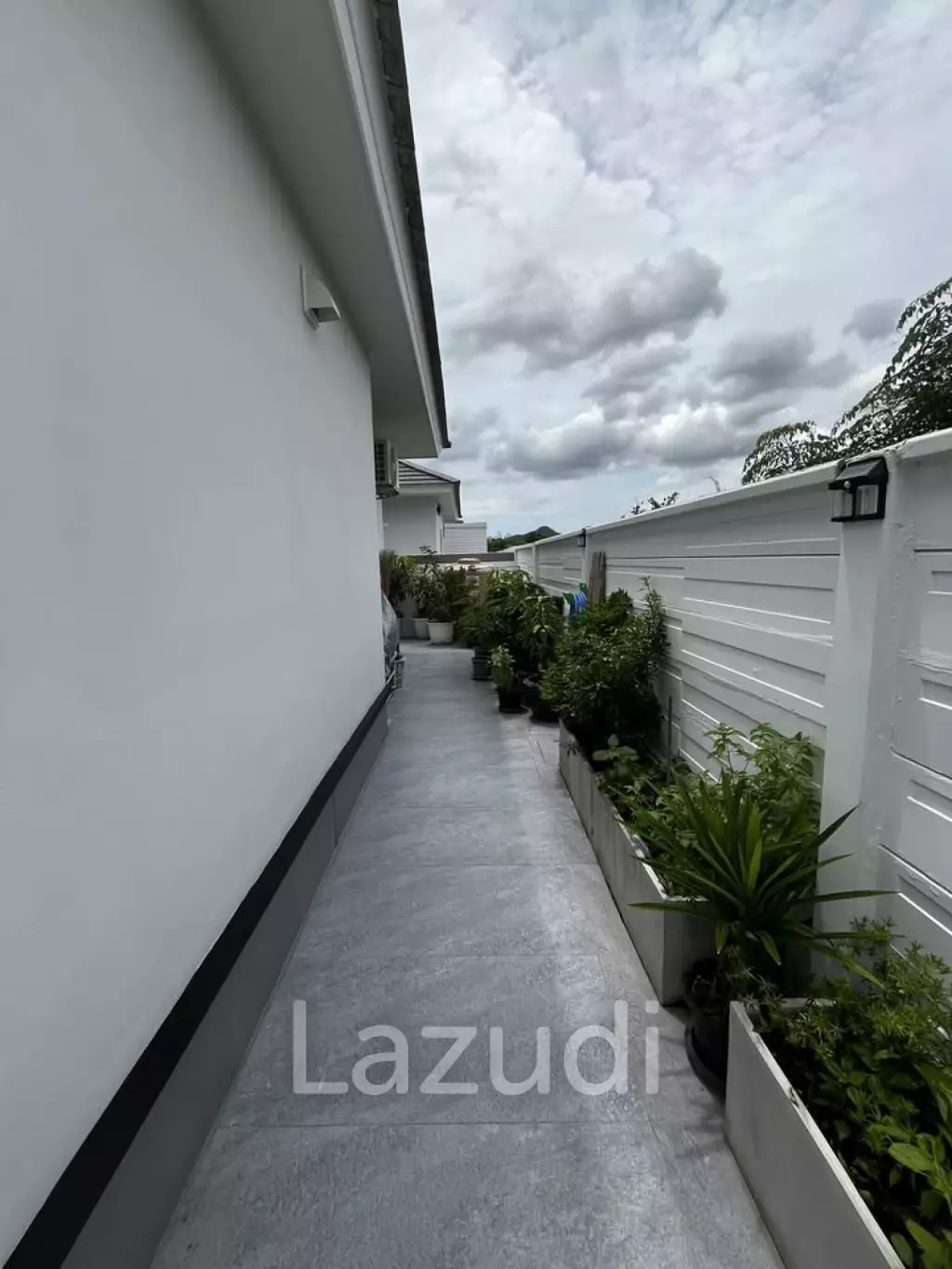 Zent Project: 2 Bedroom, 2 Bathroom villa full fitted