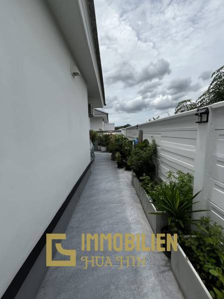 Zent-Projekt: Villa mit 2 Schlafzimmern und 2 Bädern, komplett ausgestattet