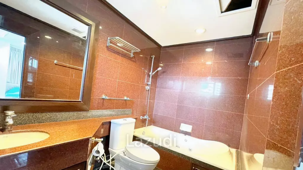 3 Bed 3 Bath 164 SQ.M Richmond Palace