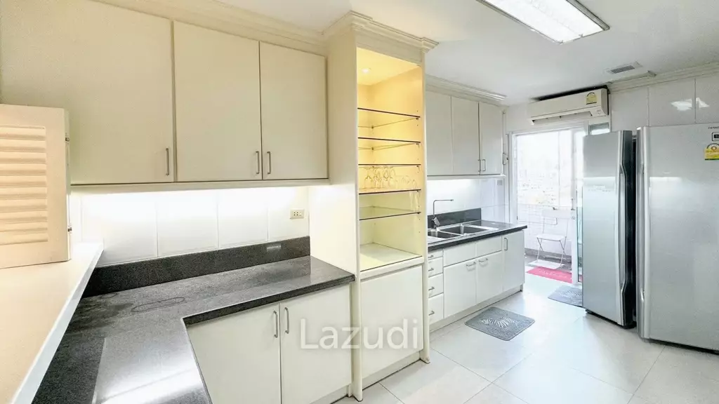 3 Bed 3 Bath 164 SQ.M Richmond Palace