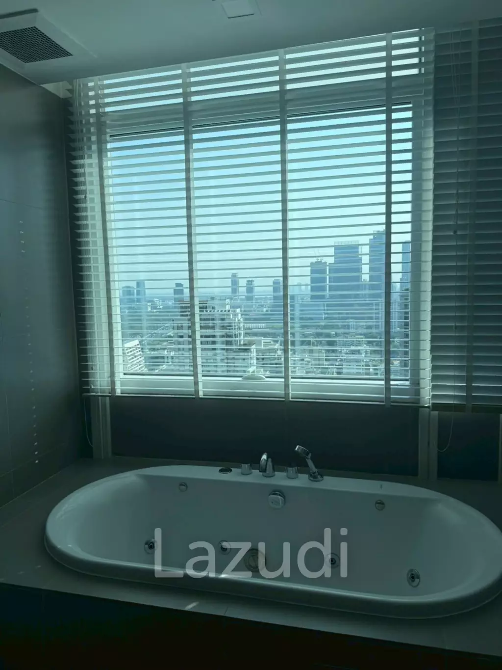 2 Bedroom  2 Bathroom 130 SQ.M Athenee Residence