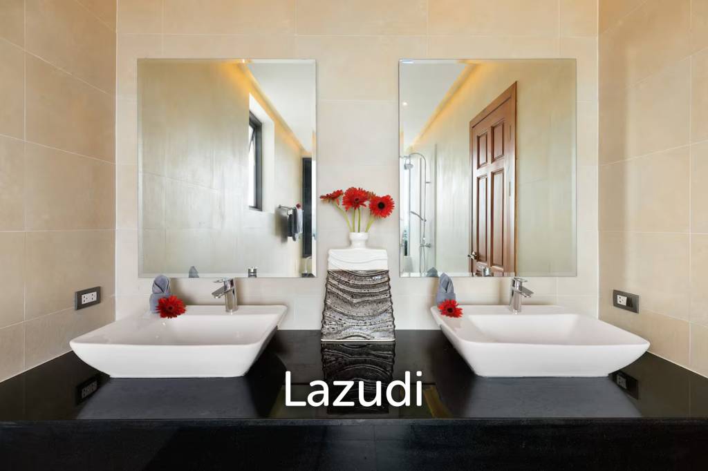 Great opportunity! Set of sea view properties in Chaweng