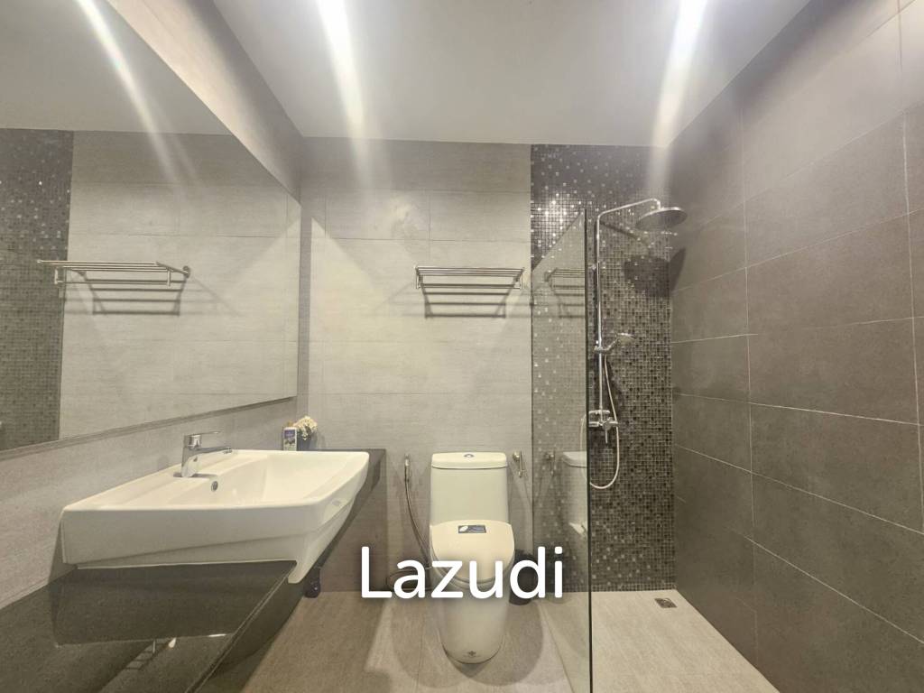 160 ตร.ม 2 เตียง 2 อาบน้ำ ทาวน์เฮ้าส์ For ขาย