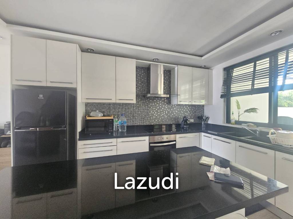 160 ตร.ม 2 เตียง 2 อาบน้ำ ทาวน์เฮ้าส์ For ขาย