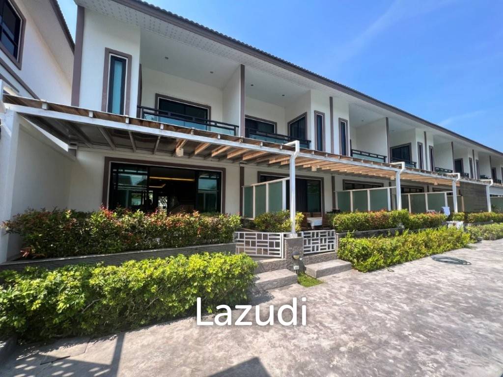 RIVIERA PEARL : 2 Bed Townhouse near town