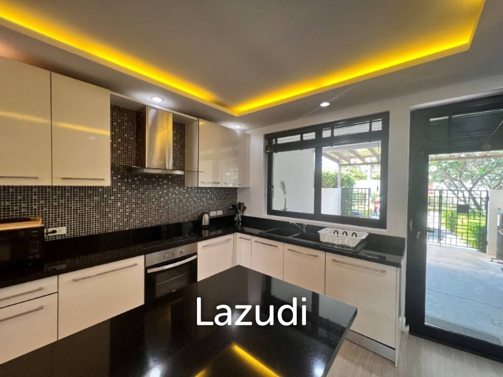 RIVIERA PEARL : 2 Bed Townhouse near town