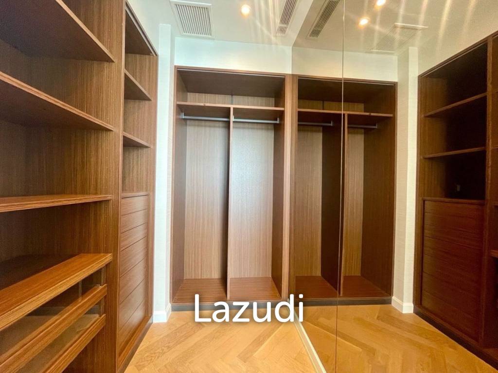 2 Bed 3 Bath 185 SQ.M. MARQUE Sukhumvit