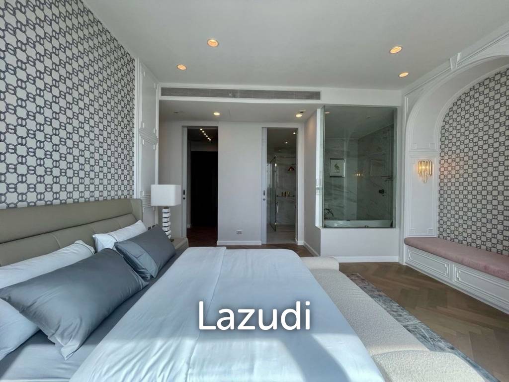 2 Bed 3 Bath 185 SQ.M. MARQUE Sukhumvit
