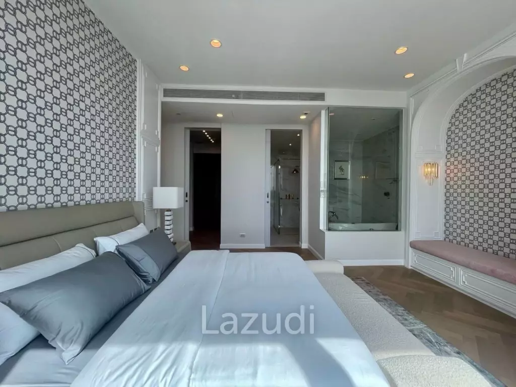 2 Bed 3 Bath 185 SQ.M. MARQUE Sukhumvit