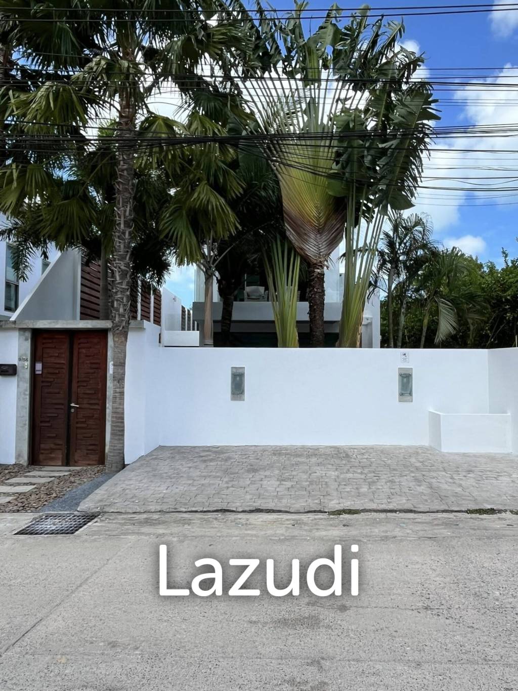 3-bedroom pool villa with Jacuzzi for rent in Rawai