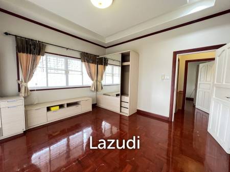 2 Storey 4 Bedrooms House for Rent in Koonlapan Ville
