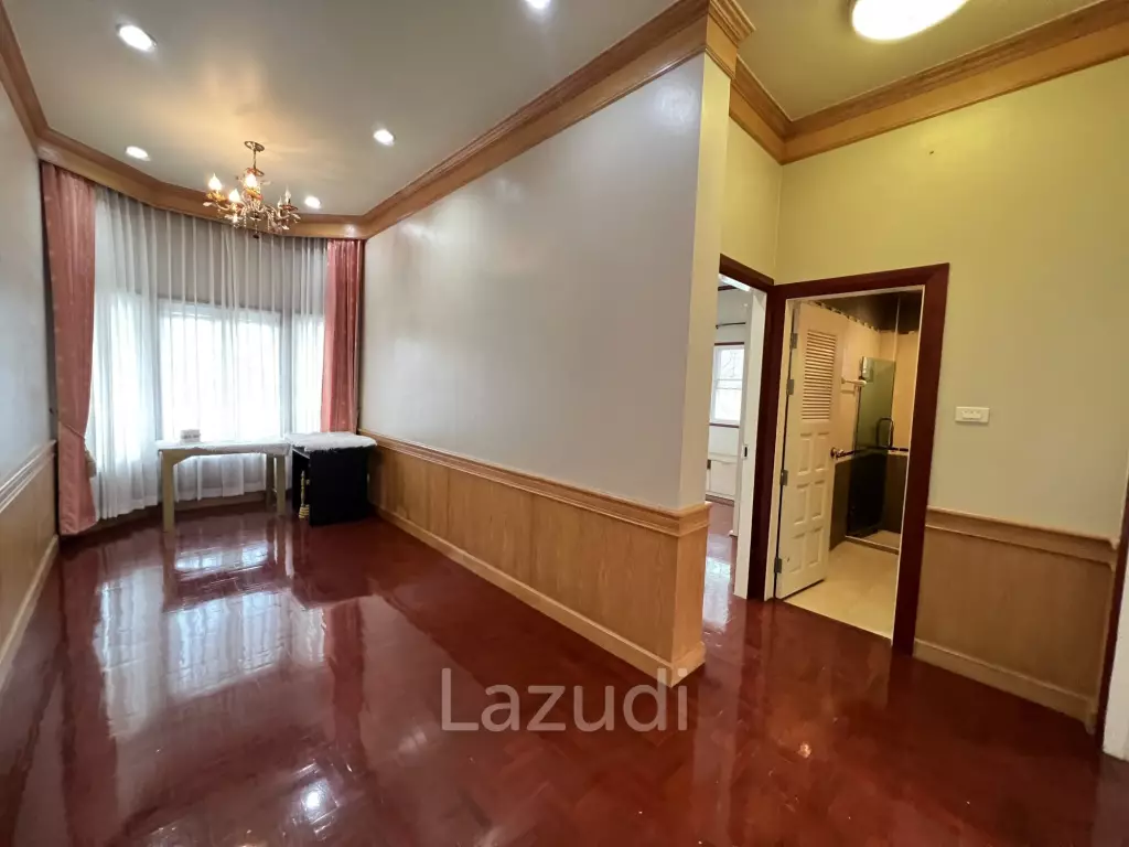 บ้าน 2 ชั้นให้เช่า 4 ห้องนอนในโครงการกุลพันธ์วิล เชียงราย