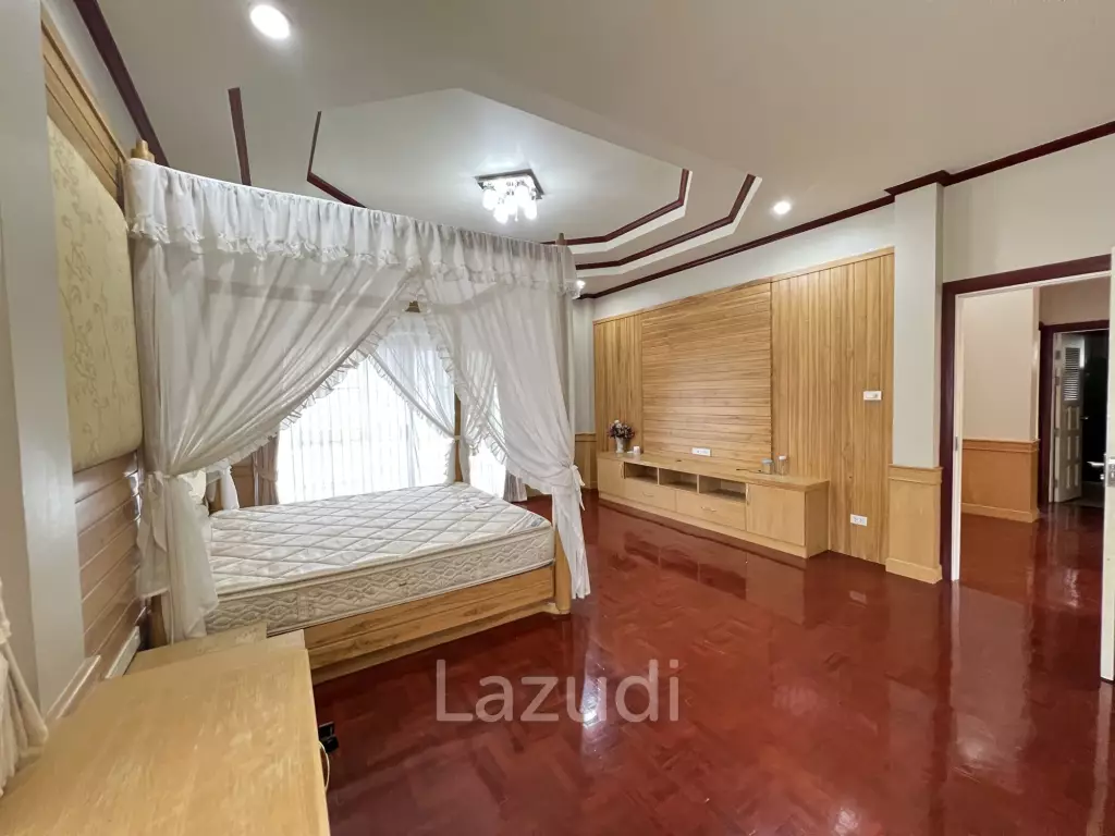 บ้าน 2 ชั้นให้เช่า 4 ห้องนอนในโครงการกุลพันธ์วิล เชียงราย