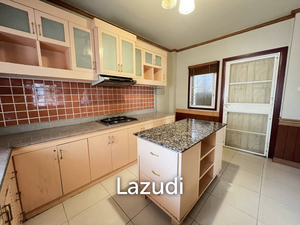 2 Storey 4 Bedrooms House for Rent in Koonlapan Ville