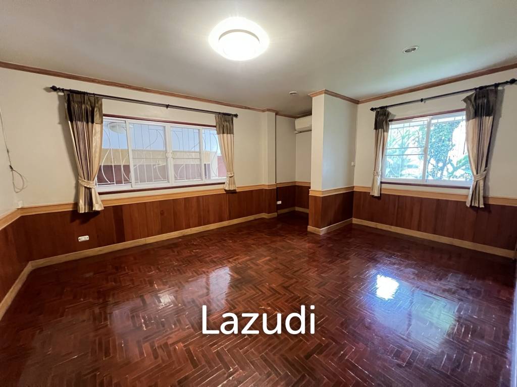 บ้าน 2 ชั้นให้เช่า 4 ห้องนอนในโครงการกุลพันธ์วิล เชียงราย