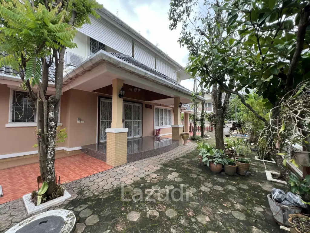 บ้าน 2 ชั้นให้เช่า 4 ห้องนอนในโครงการกุลพันธ์วิล เชียงราย