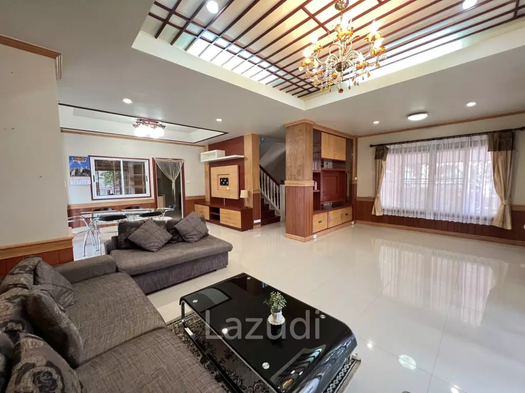 บ้าน 2 ชั้นให้เช่า 4 ห้องนอนในโครงการกุลพันธ์วิล เชียงราย