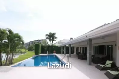BLACK MOUNTAIN : Luxury 3 Bed Pool Villa