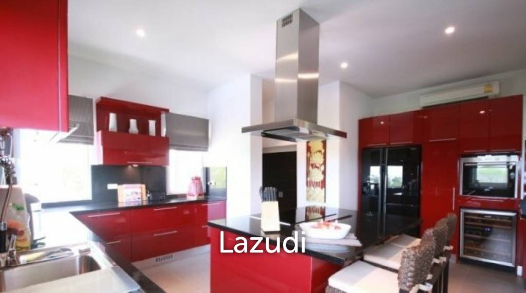 790 Sqm 3 Bed 3 Bath Villa For Sale