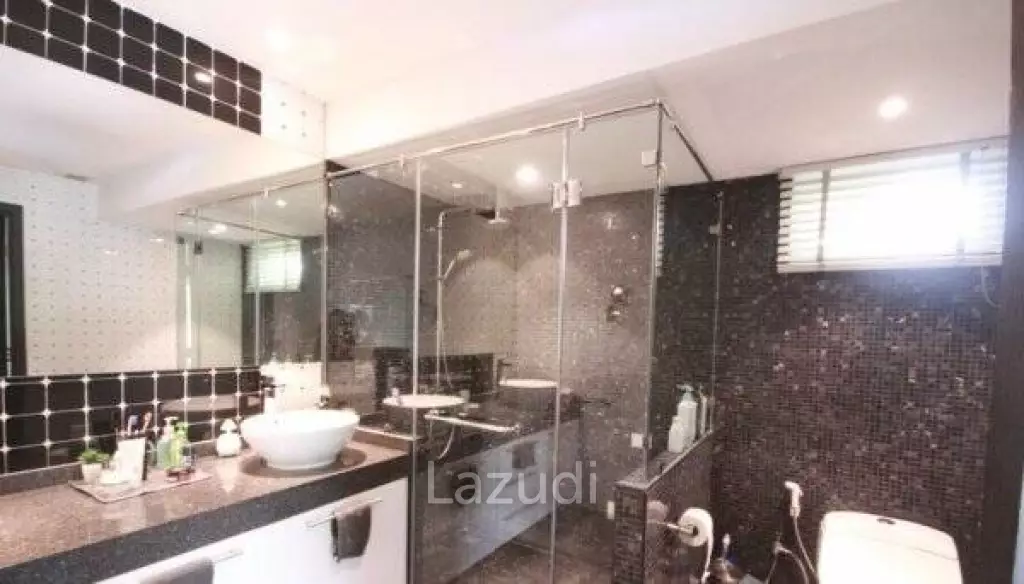 BLACK MOUNTAIN : Luxury 3 Bed Pool Villa
