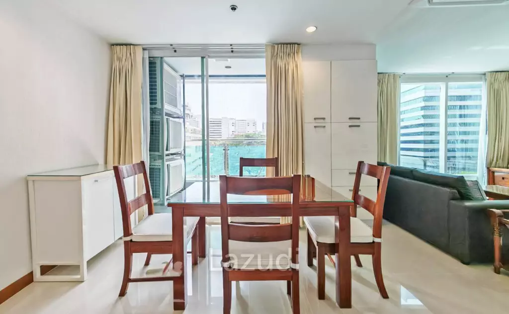 67 sqm condo Sukhumvit Living Town 2 bedroom in Khlong Toei Nuea Bangkok