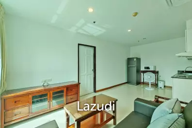 67 sqm condo Sukhumvit Living Town 2 bedroom in Khlong Toei Nuea Bangkok