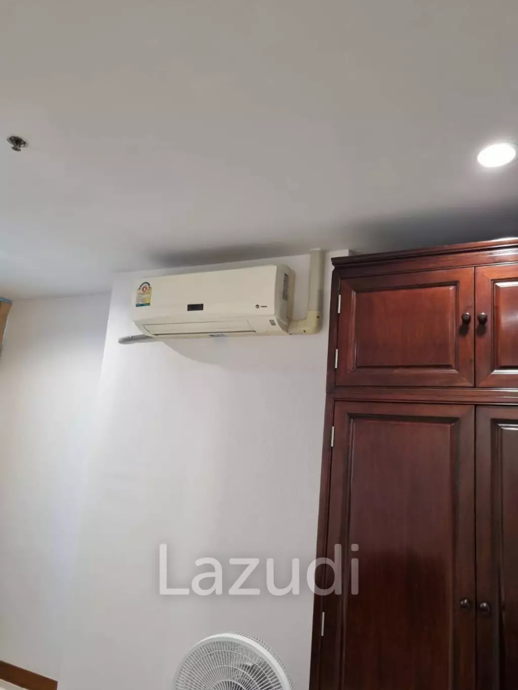 67 sqm condo Sukhumvit Living Town 2 bedroom in Khlong Toei Nuea Bangkok