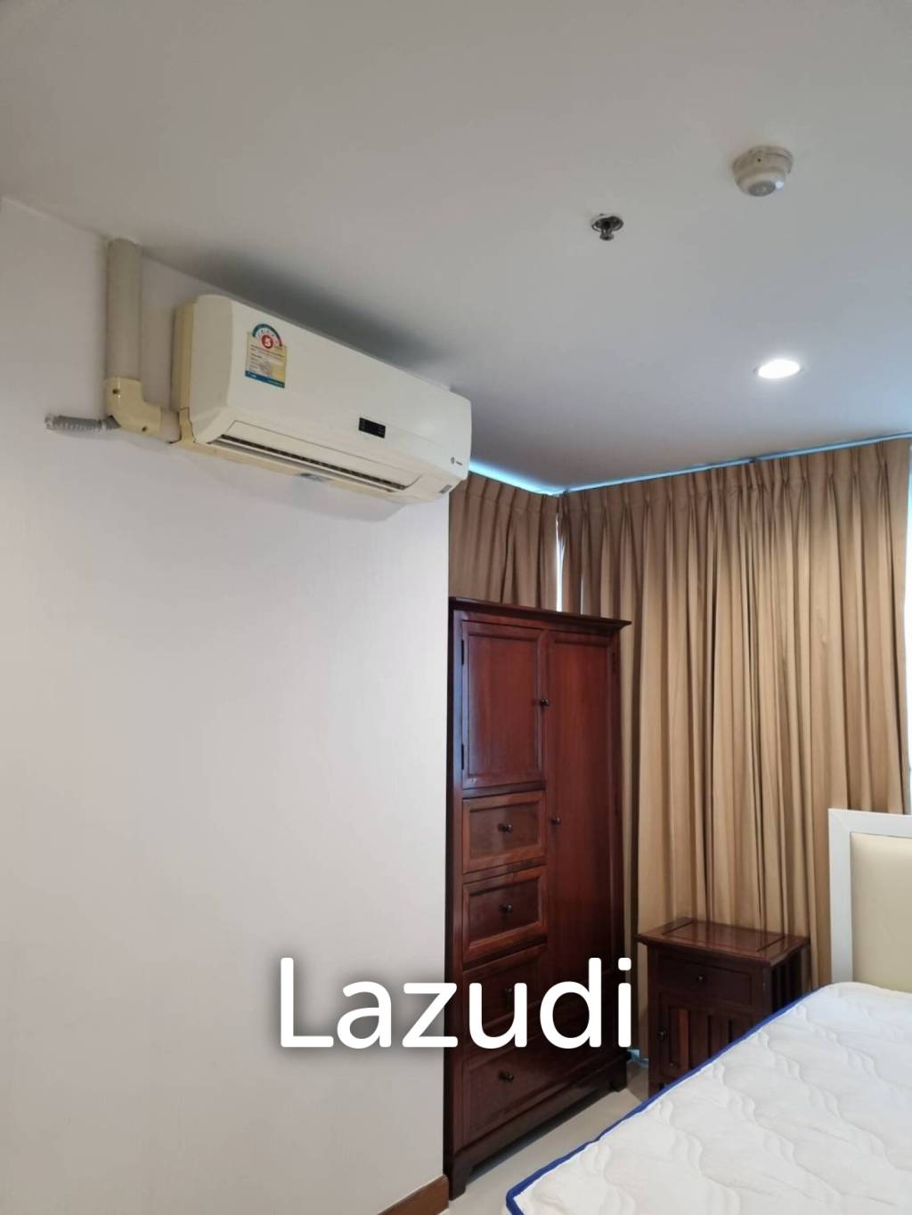 67 sqm condo Sukhumvit Living Town 2 bedroom in Khlong Toei Nuea Bangkok