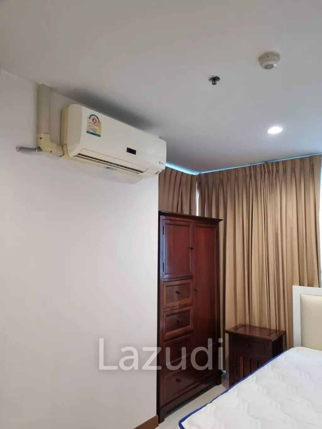 67 sqm condo Sukhumvit Living Town 2 bedroom in Khlong Toei Nuea Bangkok