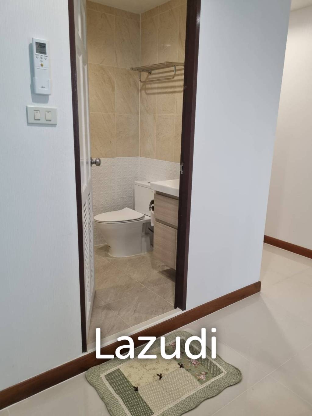 67 sqm condo Sukhumvit Living Town 2 bedroom in Khlong Toei Nuea Bangkok