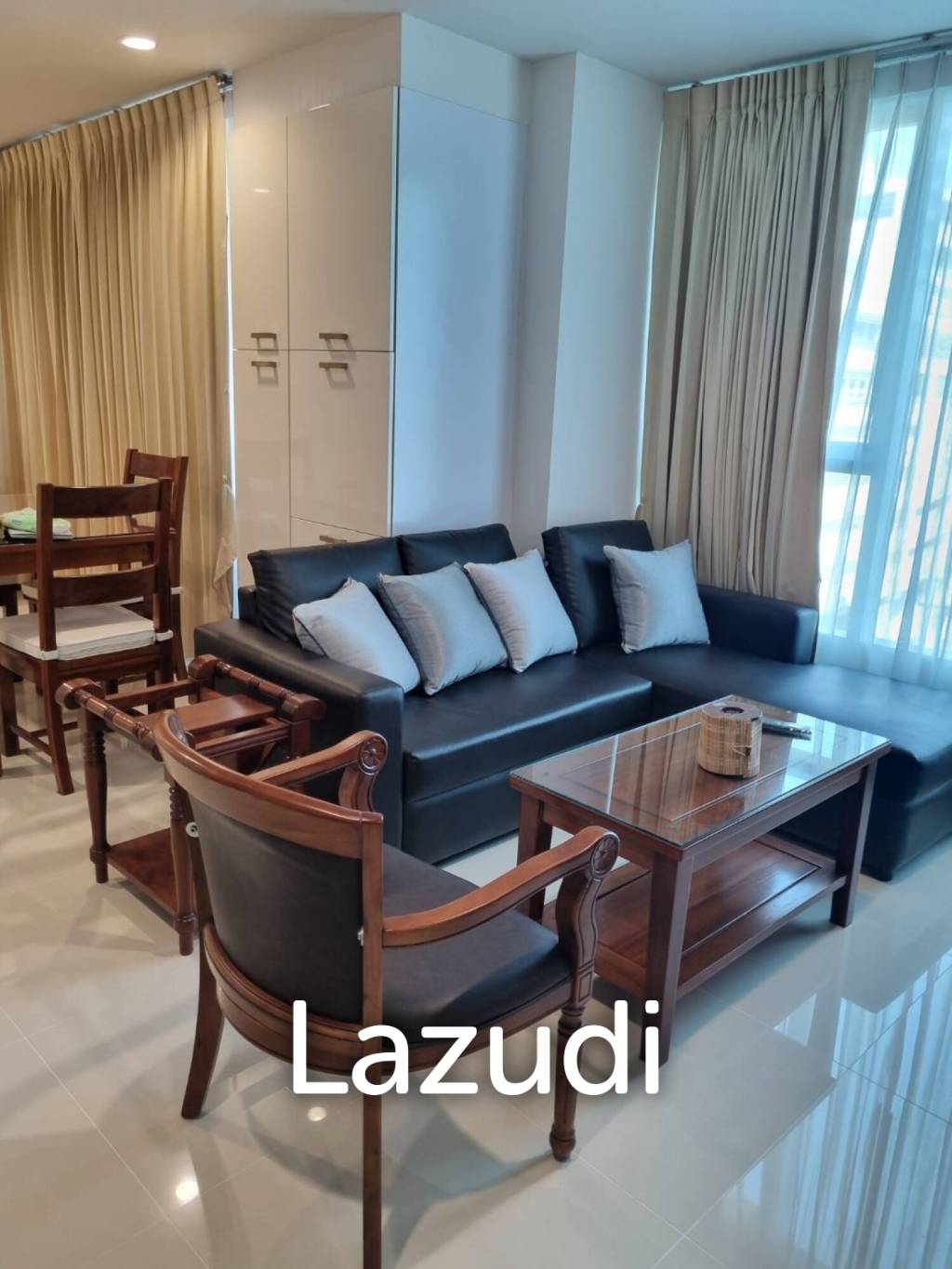 67 sqm condo Sukhumvit Living Town 2 bedroom in Khlong Toei Nuea Bangkok