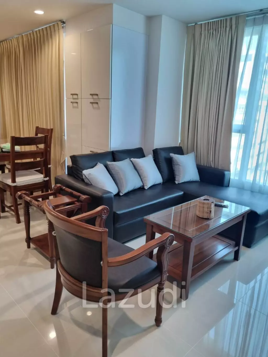 67 sqm condo Sukhumvit Living Town 2 bedroom in Khlong Toei Nuea Bangkok