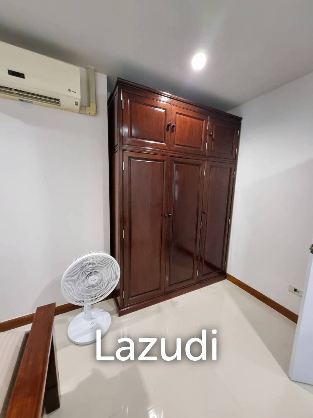 67 sqm condo Sukhumvit Living Town 2 bedroom in Khlong Toei Nuea Bangkok