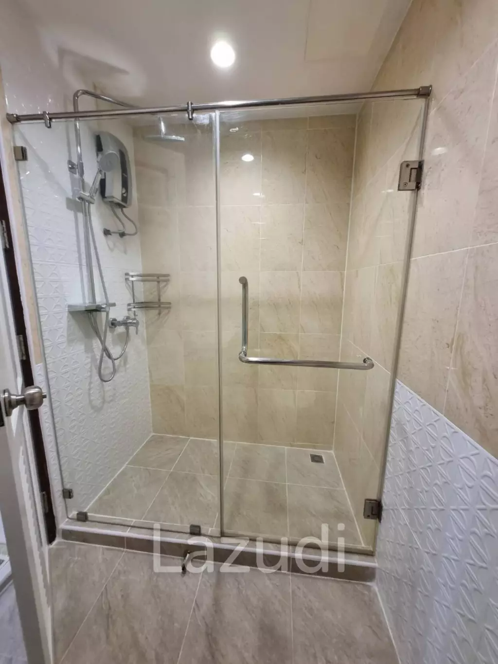 67 sqm condo Sukhumvit Living Town 2 bedroom in Khlong Toei Nuea Bangkok