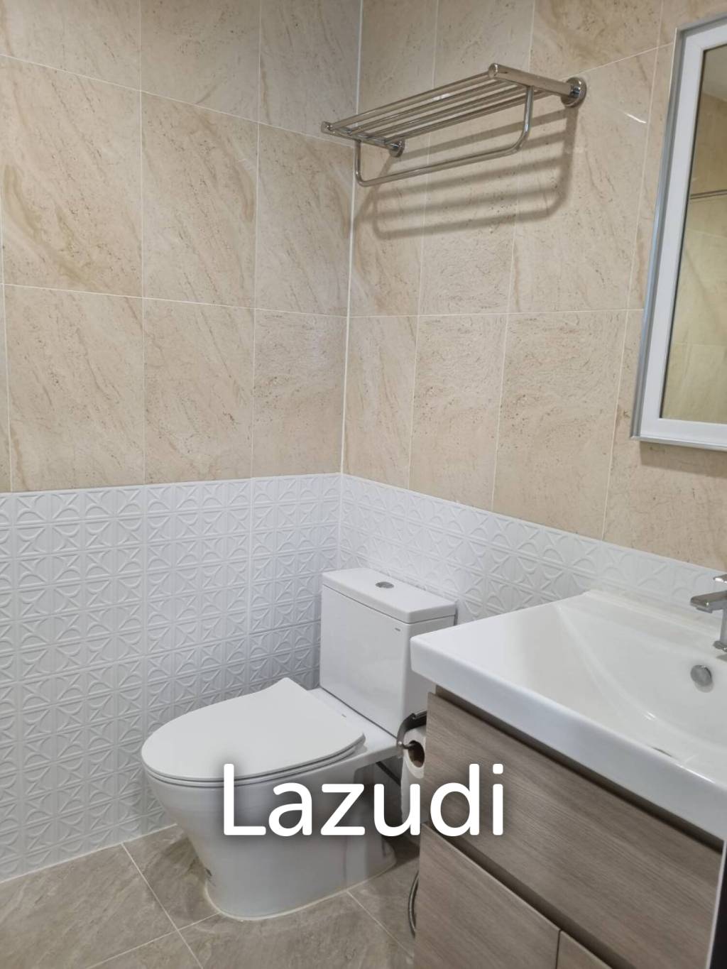 67 sqm condo Sukhumvit Living Town 2 bedroom in Khlong Toei Nuea Bangkok