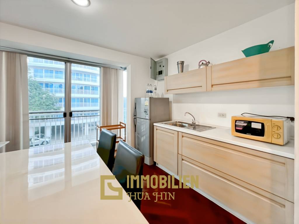 คอนโดขนาดใหญ่ 2 ห้องนอน บ้านสรวลริมทราย หัวหิน ฟรีโอน