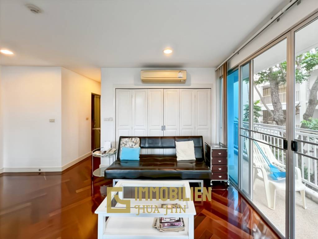 คอนโดขนาดใหญ่ 2 ห้องนอน บ้านสรวลริมทราย หัวหิน ฟรีโอน