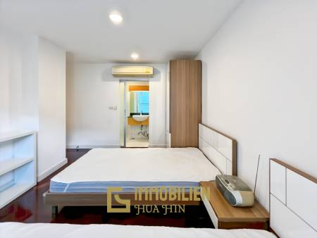 คอนโดขนาดใหญ่ 2 ห้องนอน บ้านสรวลริมทราย หัวหิน ฟรีโอน