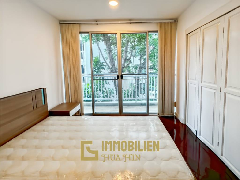 คอนโดขนาดใหญ่ 2 ห้องนอน บ้านสรวลริมทราย หัวหิน ฟรีโอน