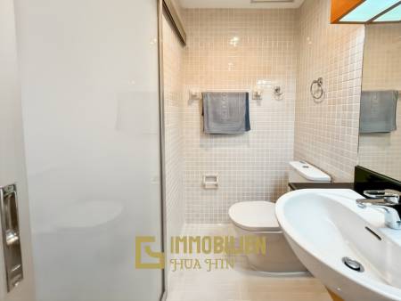 คอนโดขนาดใหญ่ 2 ห้องนอน บ้านสรวลริมทราย หัวหิน ฟรีโอน