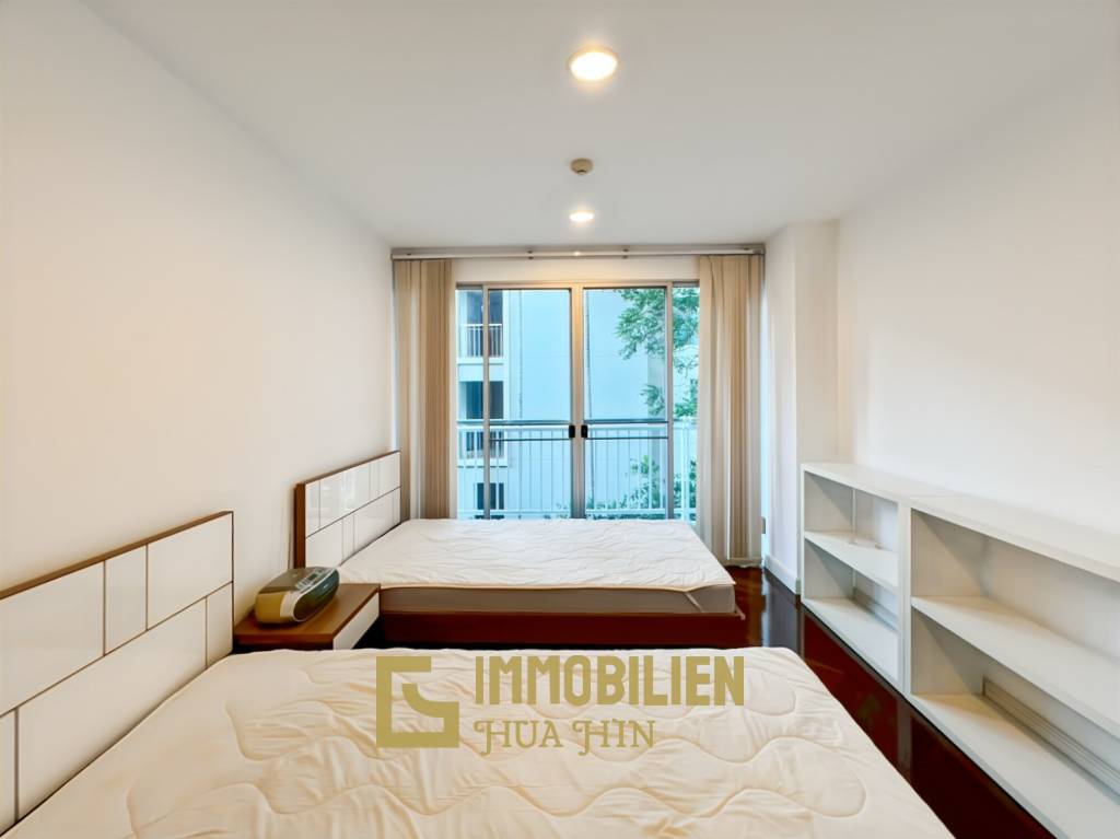 คอนโดขนาดใหญ่ 2 ห้องนอน บ้านสรวลริมทราย หัวหิน ฟรีโอน